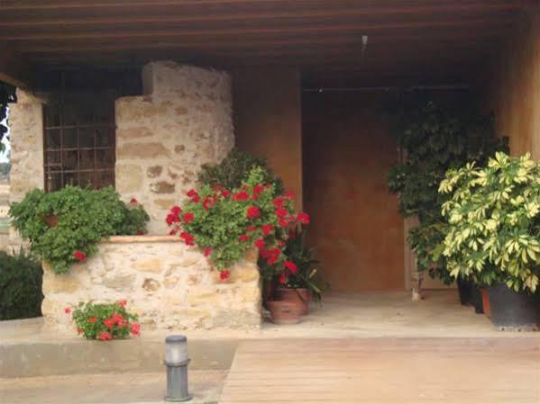 Masia Rural Can Poch 팔스 외부 사진